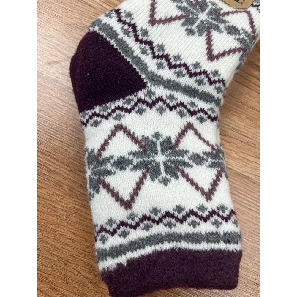 Field & Stream Cozy Cabin‎ Socks Infused with Aloe, 1 Pair, Women's One Size NEW